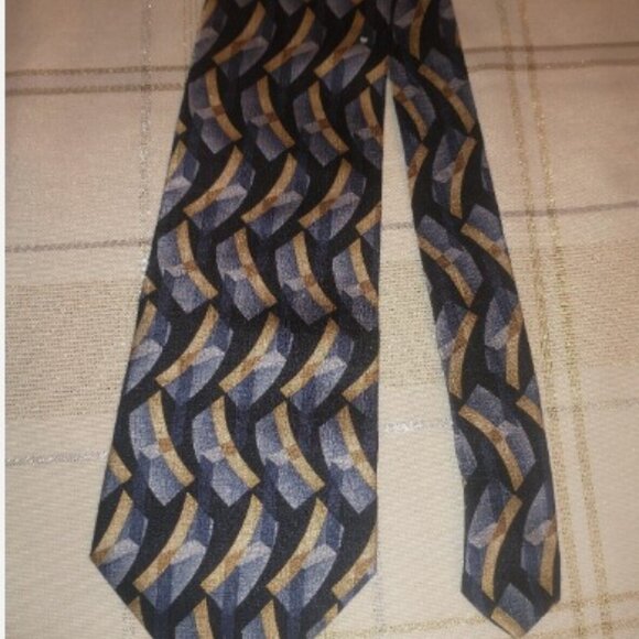 Villa Bugatti Men Tie Silk Necktie Navy Gold Blue Ornate Geometric Arch Curves - Picture 4 of 8